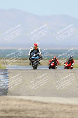 media/May-25-2025-Lets Ride (Sun) [[0ff033e448]]/C Group/1140am (Grapevine)/